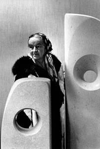 2nd spouse: Barbara Hepworth