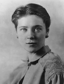 Eva Le GALLIENNE