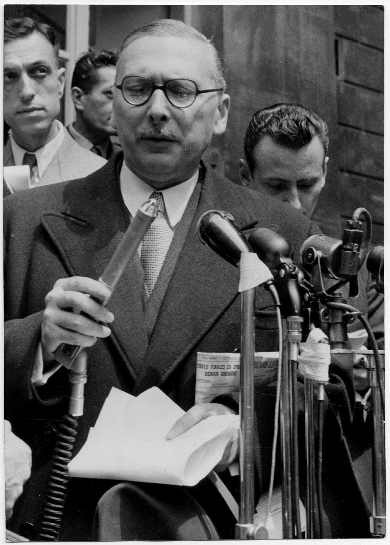 Rene PLEVEN