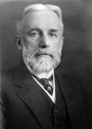 Cyrus Curtis