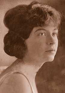 Daughter: Delphine Ione Dodge Godde