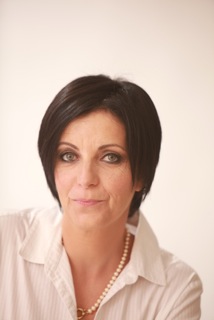 Ayelet Gneezy
