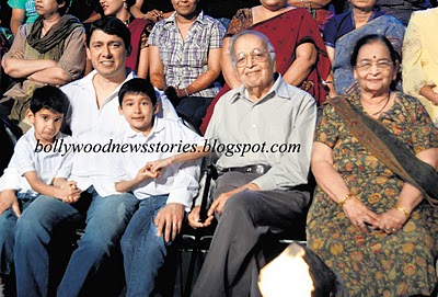 Father: Shankar Dixit