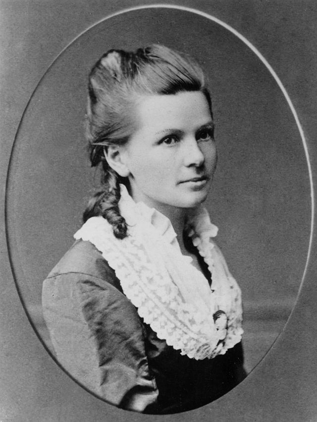 Wife: Berta Ringer