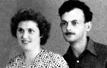 spouse 1st: Galina Smolyaninova