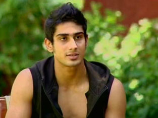 Friend: Prateik Babbar 