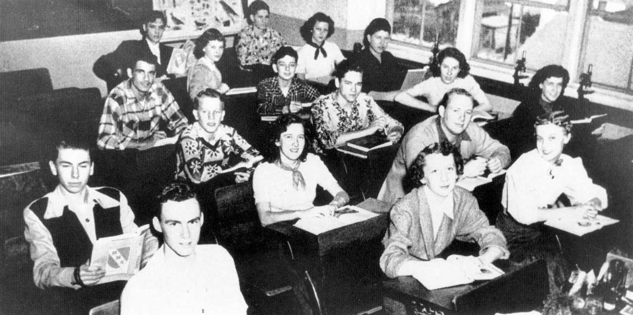Education period of Elvis Presley in Humes High School