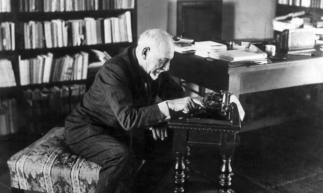 Gallery of Luigi Pirandello