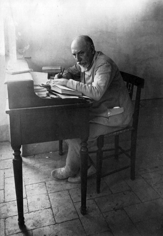 Gallery of Luigi Pirandello