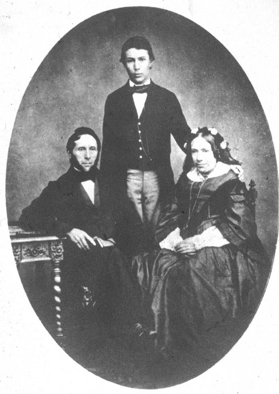 Father: Friedrich Conrad Roentgen