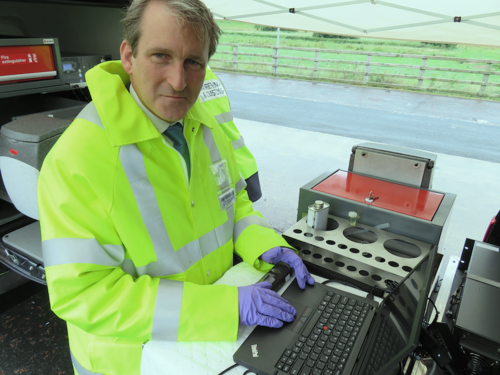 Damian Hinds