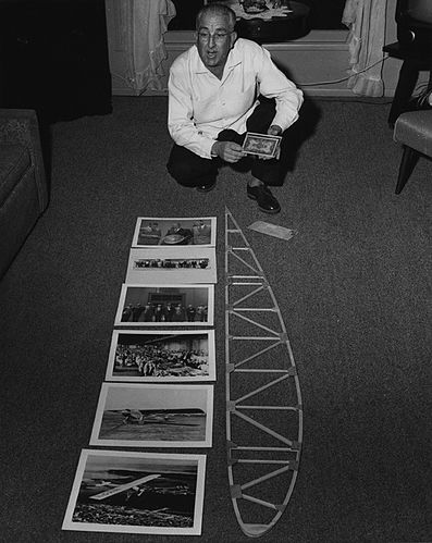 Daniel Burnett, Junior.