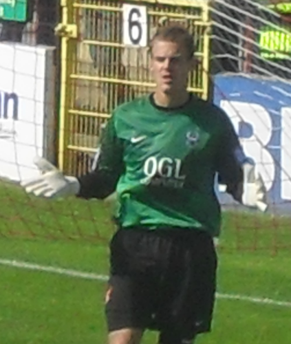 Daniel Lewis