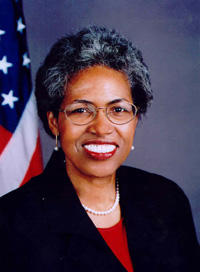 Joyce Barr