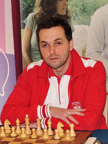 Kamil Miton
