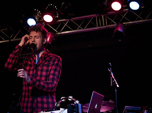 Andrew Belle