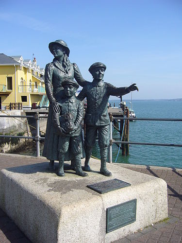 Annie Moore
