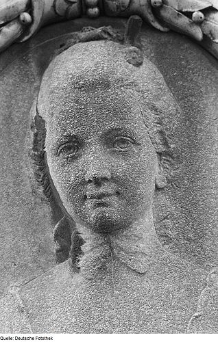 Anna Schonkopf