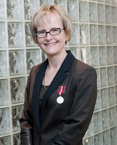 Anne Giardini