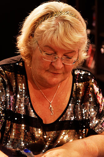 Anne Robillard