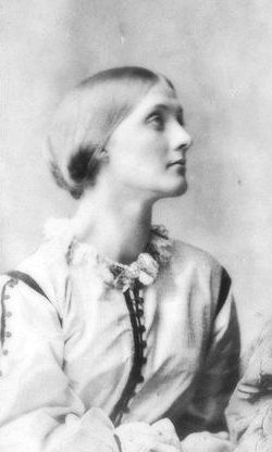 Mother: Julia Prinsep Stephen
