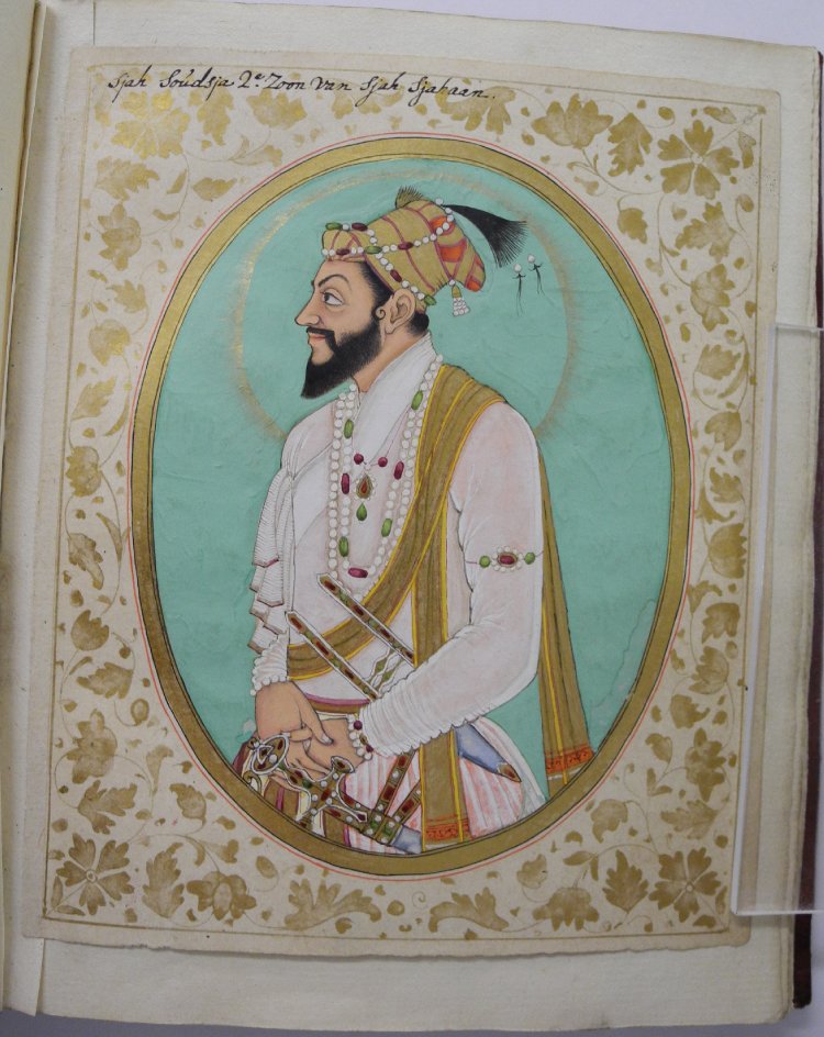 Son: Shah Shuja 