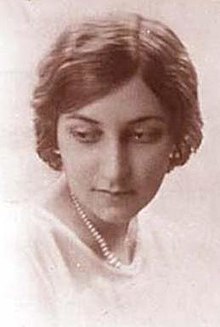Sister: Norah Borges