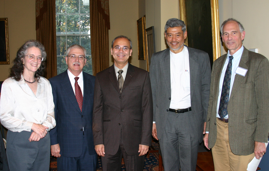 Jomo Sundaram Born December 11 1952 Malaysian Economist Educator World Biographical Encyclopedia