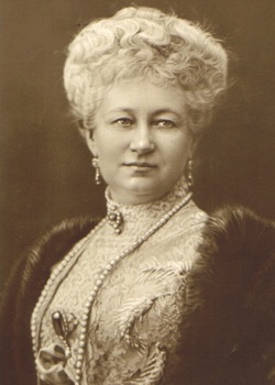 1st wife: Augusta Viktoria Hohenzollern 