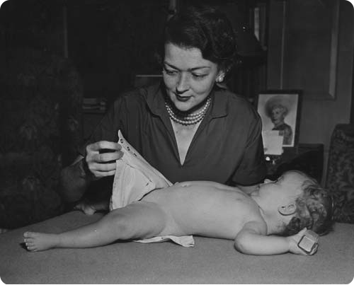 Career period of Marion Donovan in career