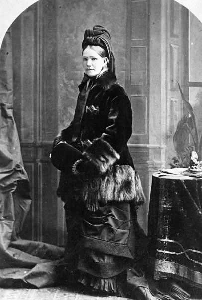 Wife: Harriet Clench Kane