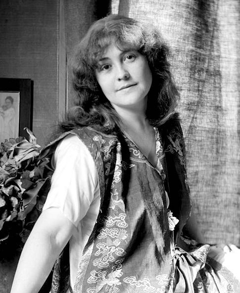 Wife: Rose Cecil O’Neill Latham