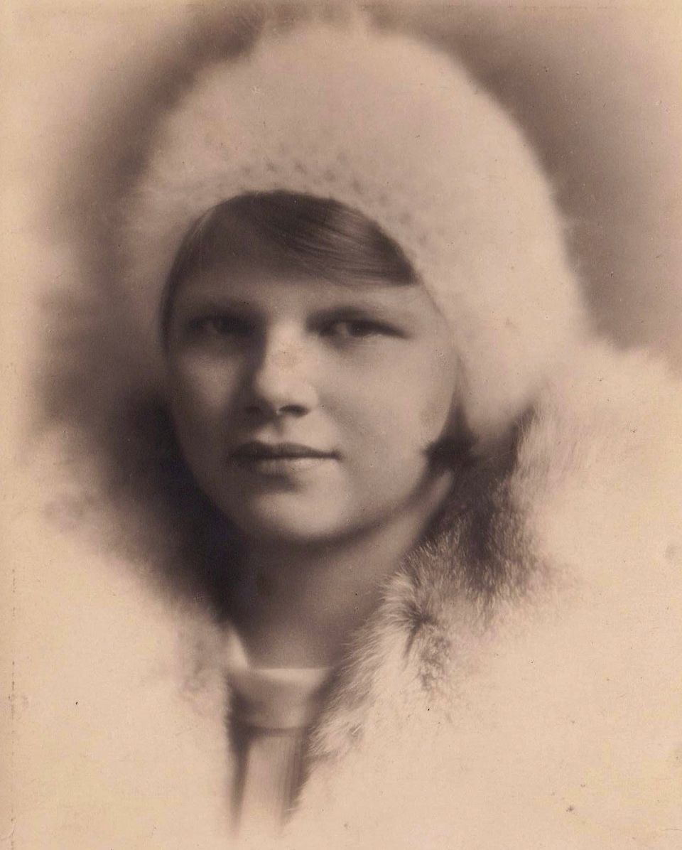 Daughter: Elizabeth Ann Harding Blaesing 