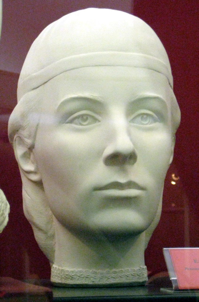 Mother: Elena Vasilyevna Glinskaya
