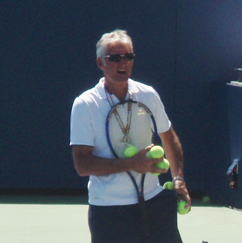 coach: José Higueras 