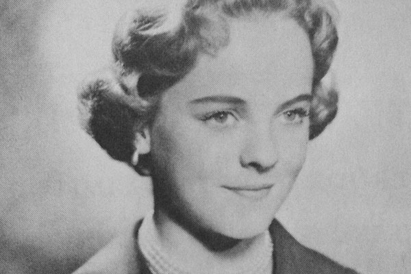 Daughter: Suzanne Farrington