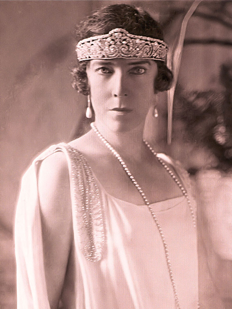 Mother: Elisabeth of Bavaria