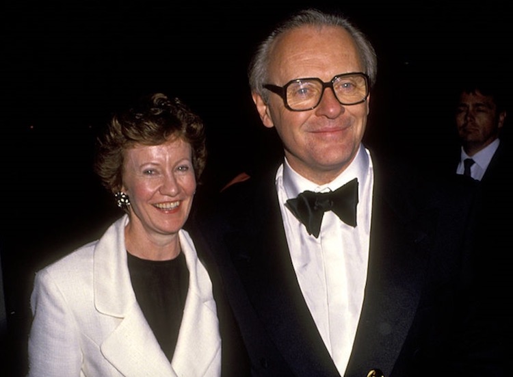 ex-spouse: Jennifer Lynton 