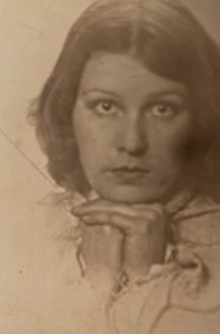 Wife: Lyubov Nikolaevna Gamow (Vokhmintseva)  