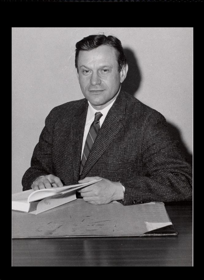 Louis Ruchames