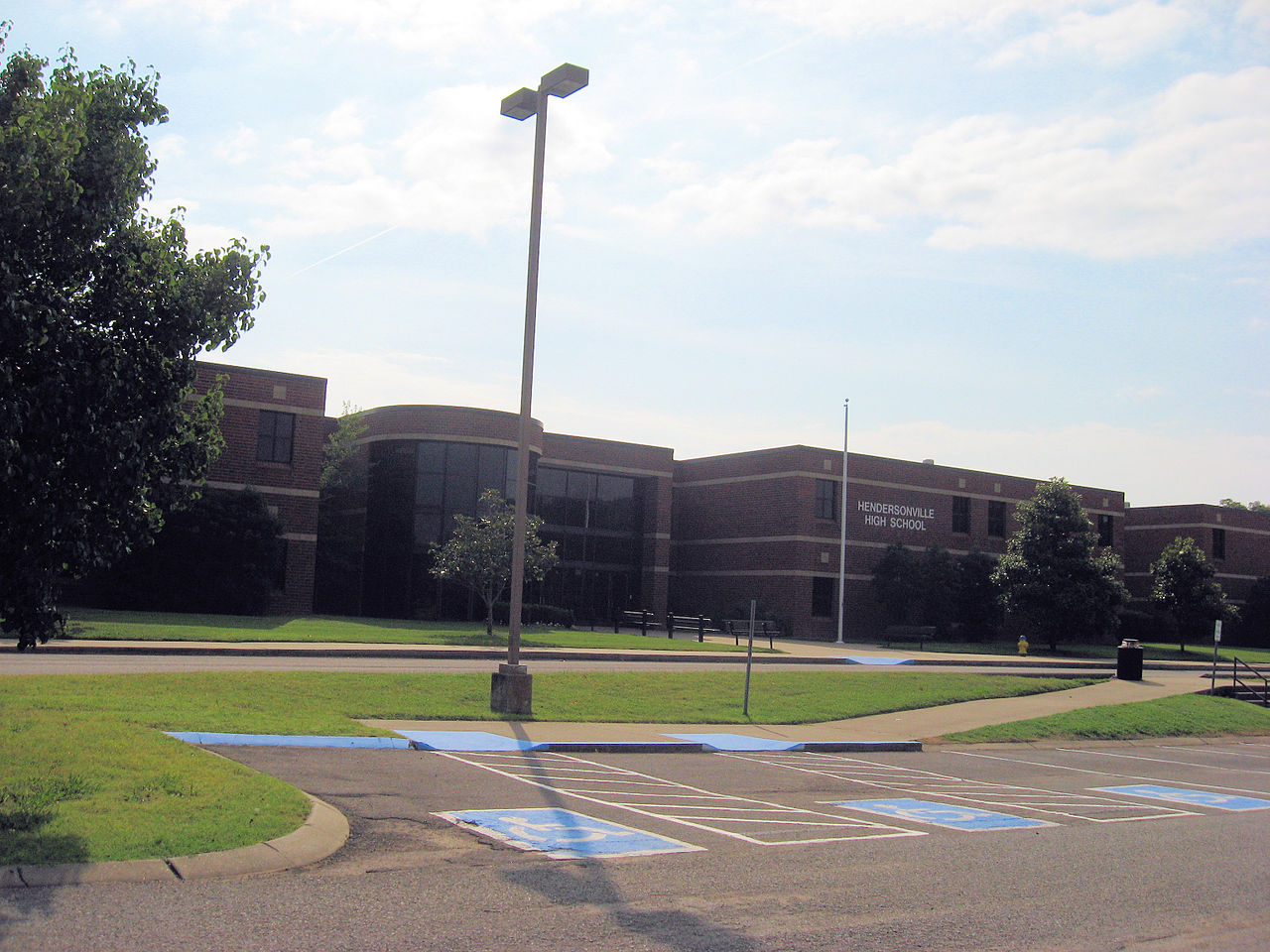 Education period of Taylor Swift in Hendersonville High School