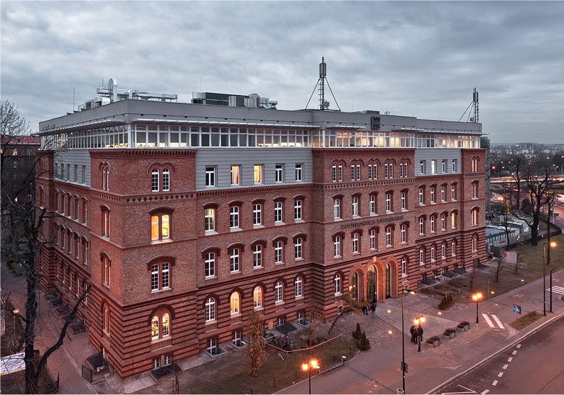 Education period of Wilhelm Sasnal in Tadeusz Ko\u015Bciuszko University of Technology