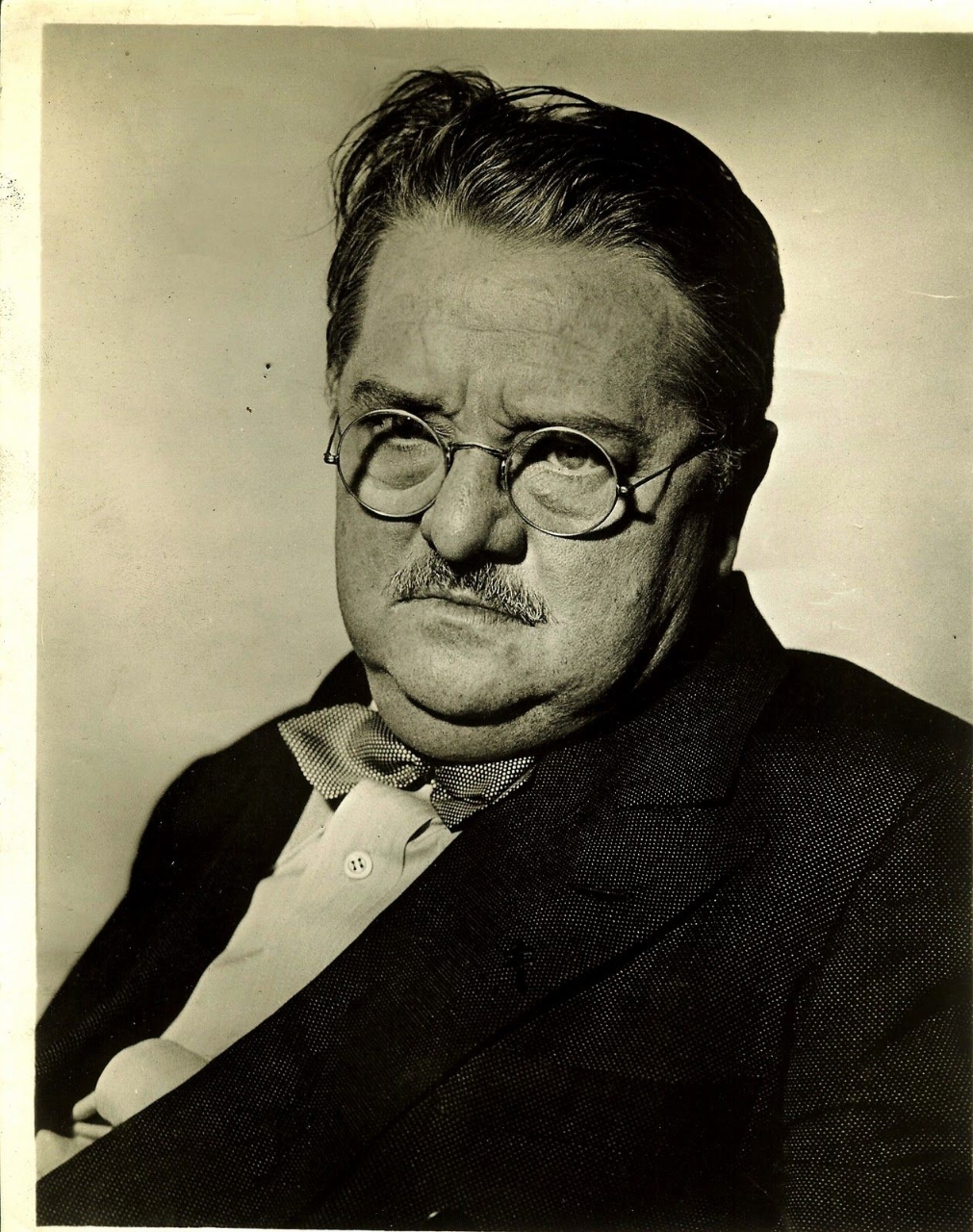 Friend: Alexander Woollcott 