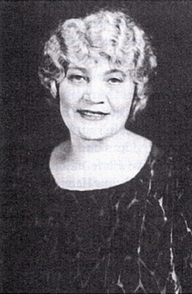 Mother: Minnie Marx 