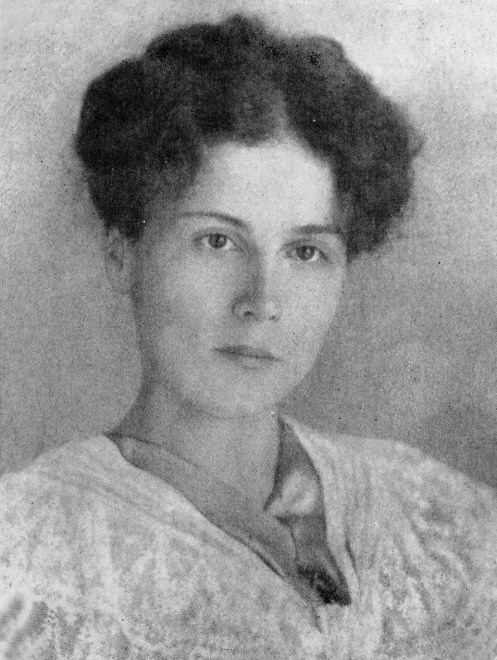 Spouse: Yelizaveta Geinrikh 
