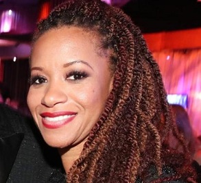 Wife: Tomeeka Bracy