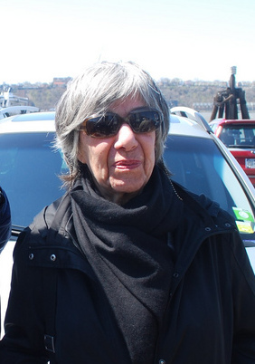 Wife: Linda Haacke