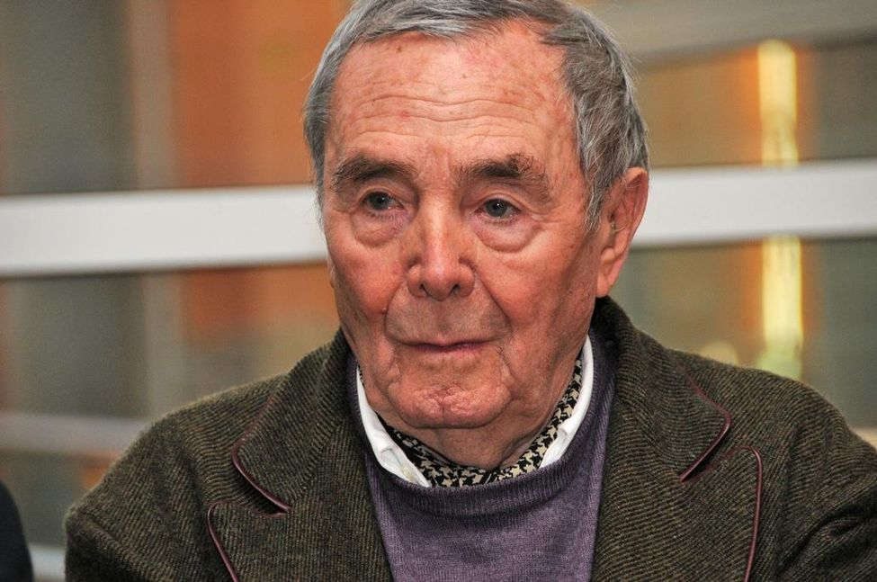 Father: Robert Calle