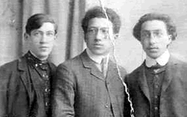 Gallery of Peretz Hirshbeyn