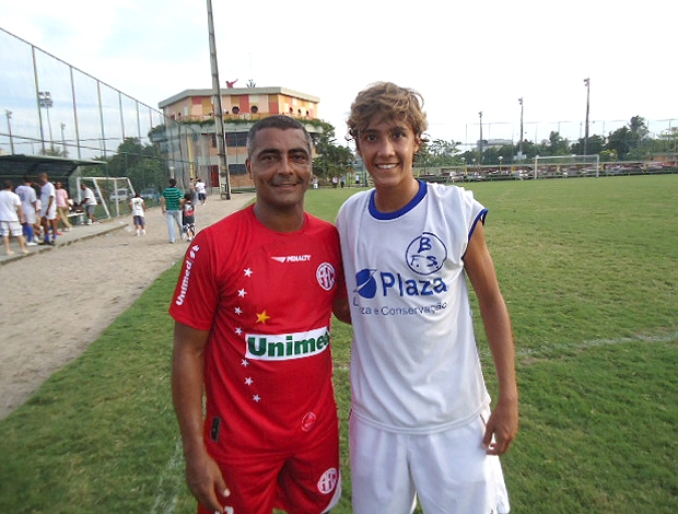 Son: Romarinho 